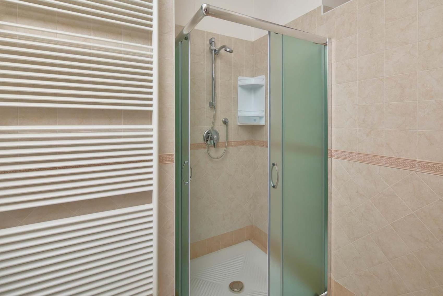 Appartamento Ania Vista Castello 텐노 외부 사진